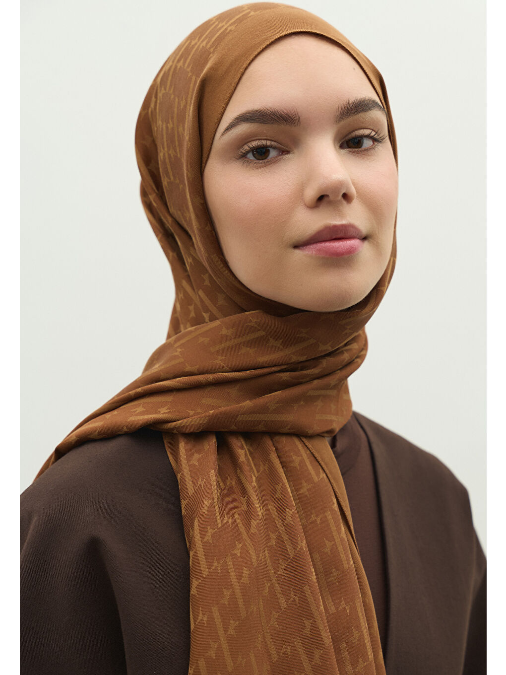 Kahverengi MONOGRAM PAMUK FLOŞ JAKARLI ŞAL CEVİZ-2