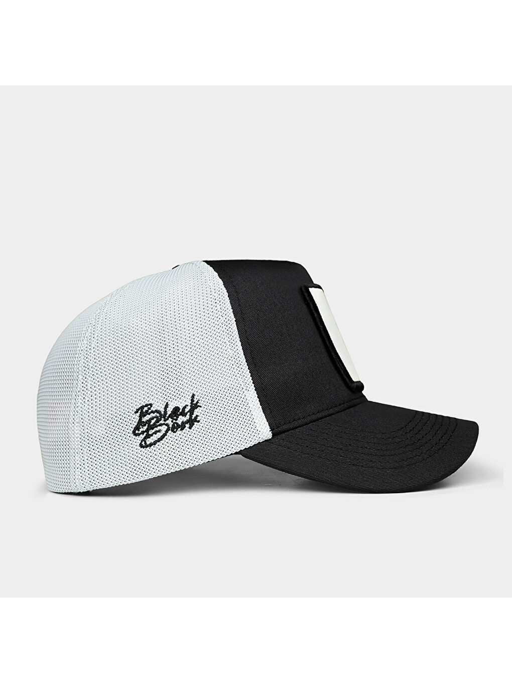 BlackBörk V1 Trucker 5 Kod Logolu Unisex Siyah Beyaz Şapka  Cap - 1