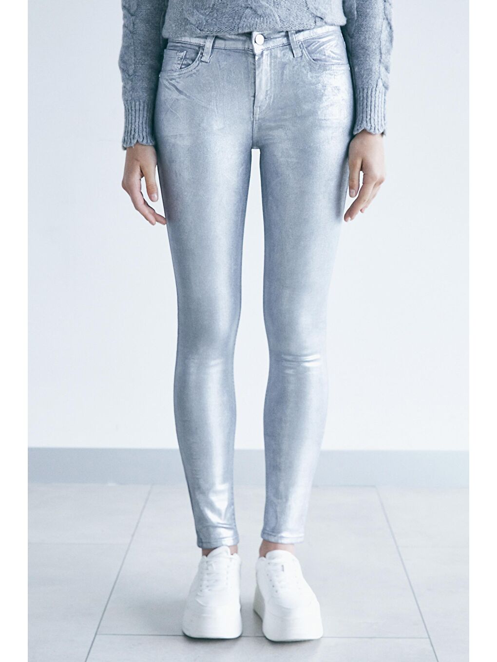 Gri Gümüş Yüksek Bel Varak Sıvamalı Jean Pantolon-2