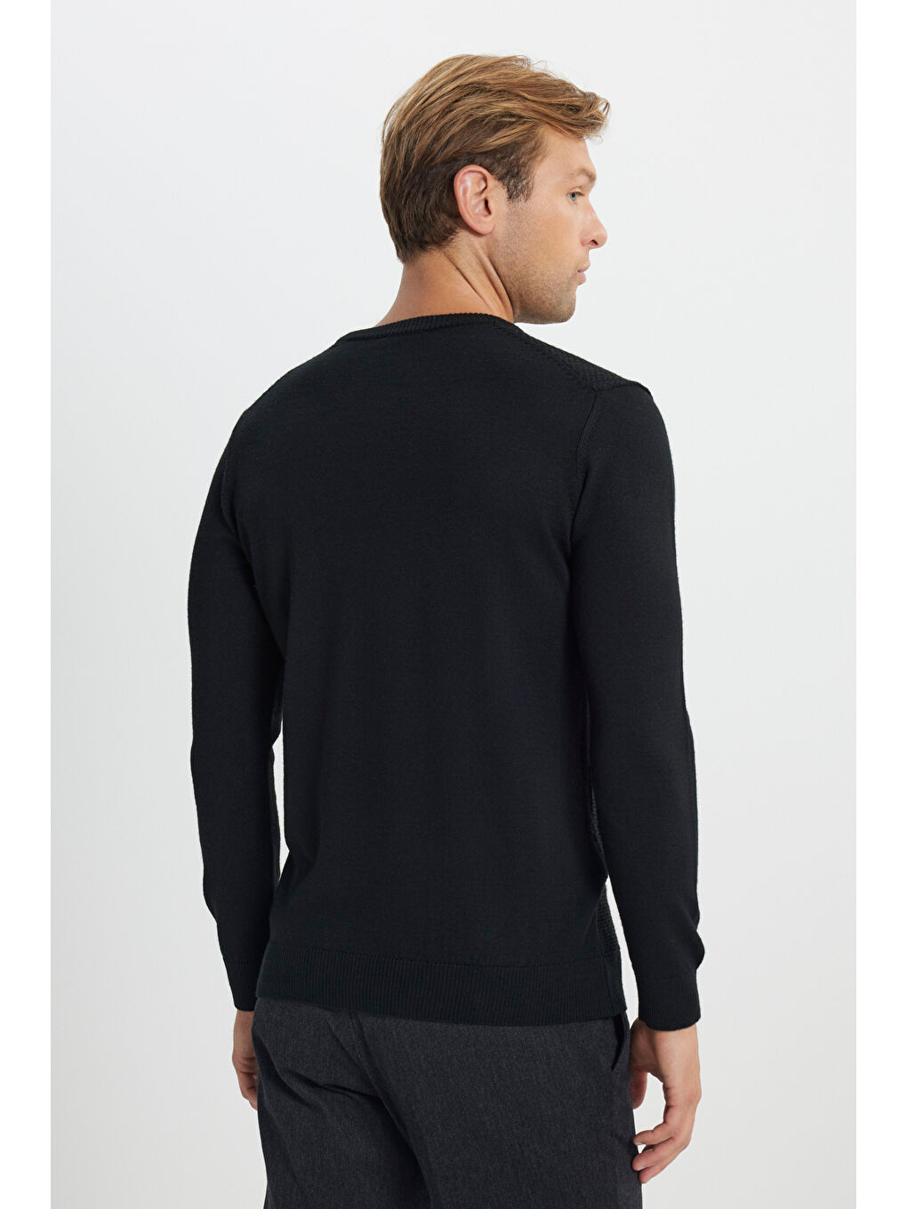 Erkek Siyah Pamuklu Standart Fit Normal Kesim Bisiklet Yaka Jakarlı Triko Kazak-5