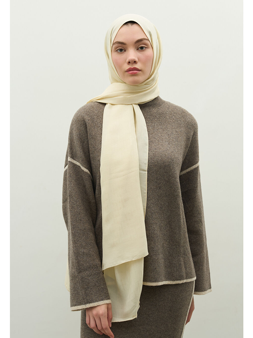 Kahverengi MONOGRAM PAMUK FLOŞ JAKARLI ŞAL TEREYAĞI