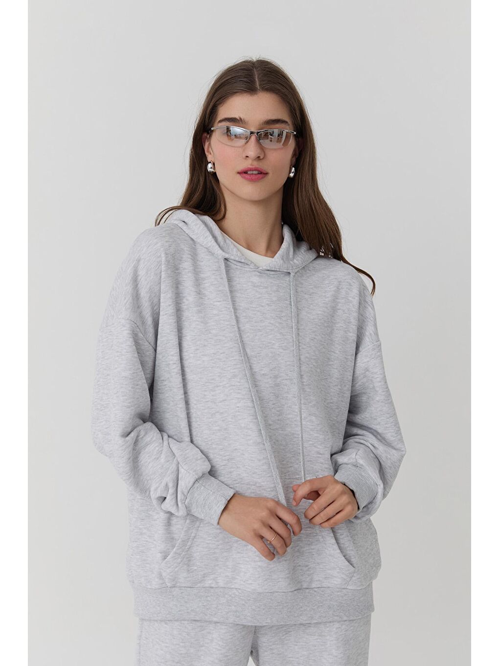 QUZU Gri Oversize Kapüşonlu Sweatshirt Gri