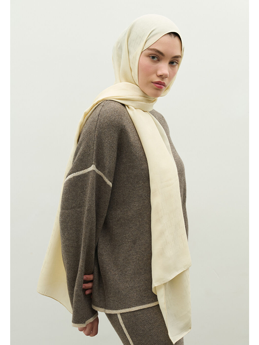 Kahverengi MONOGRAM PAMUK FLOŞ JAKARLI ŞAL TEREYAĞI-1