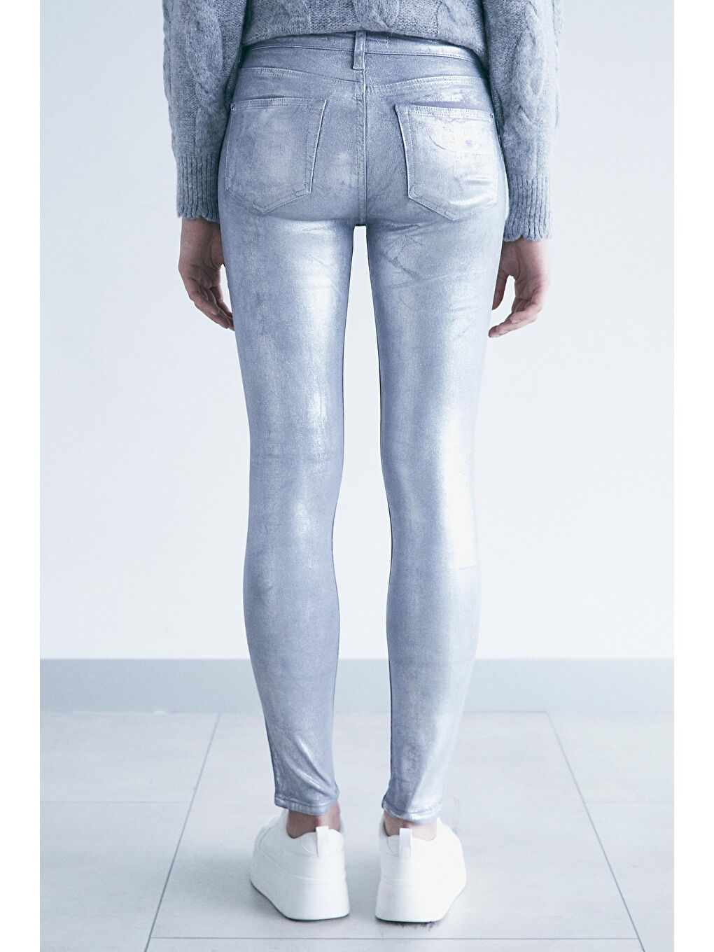 Gri Gümüş Yüksek Bel Varak Sıvamalı Jean Pantolon-5