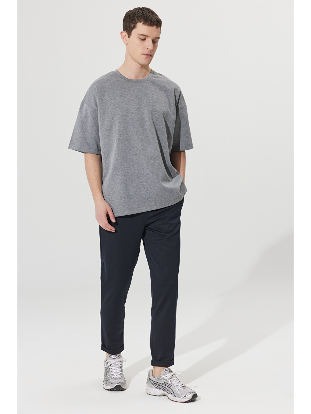 Erkek Gri Melanj Oversize Bol Kesim Bisiklet Yaka Kısa Kollu Sweatshirt-1