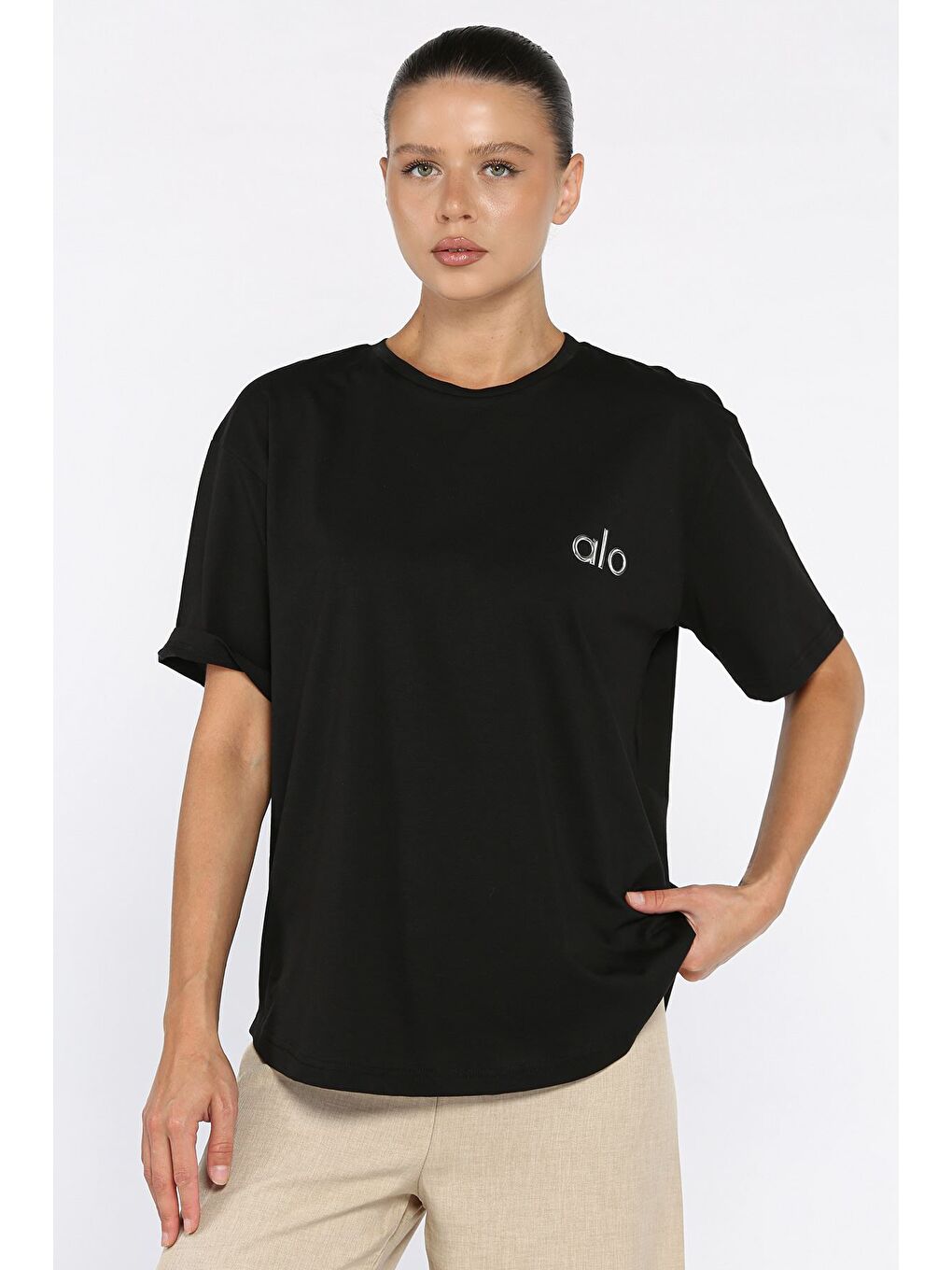 Siyah Baskılı Salaş Basic Tişört