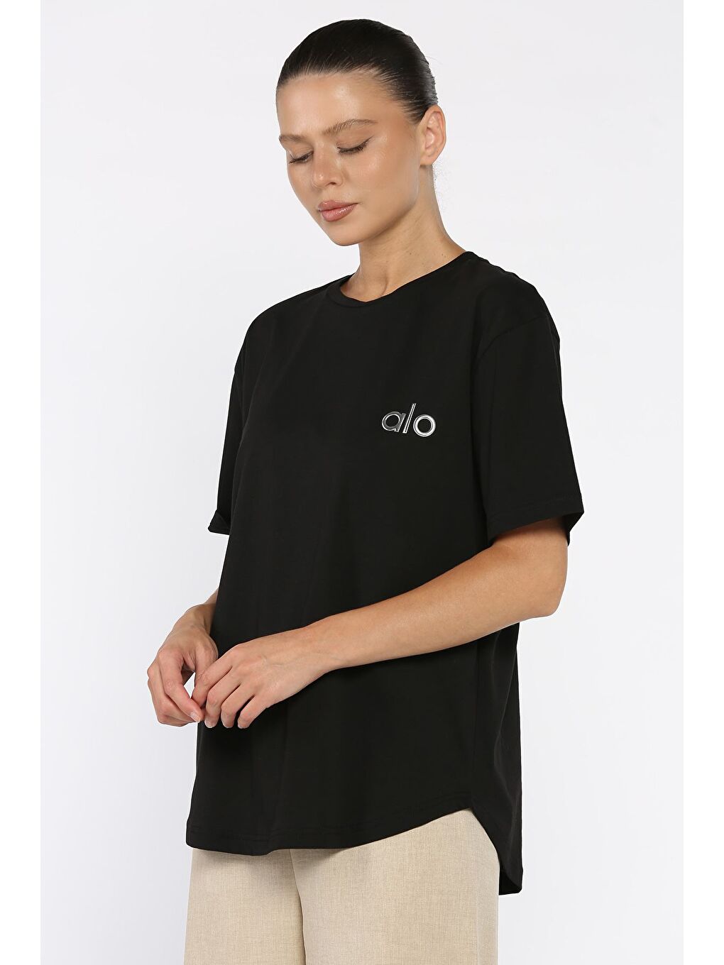 Siyah Baskılı Salaş Basic Tişört-1