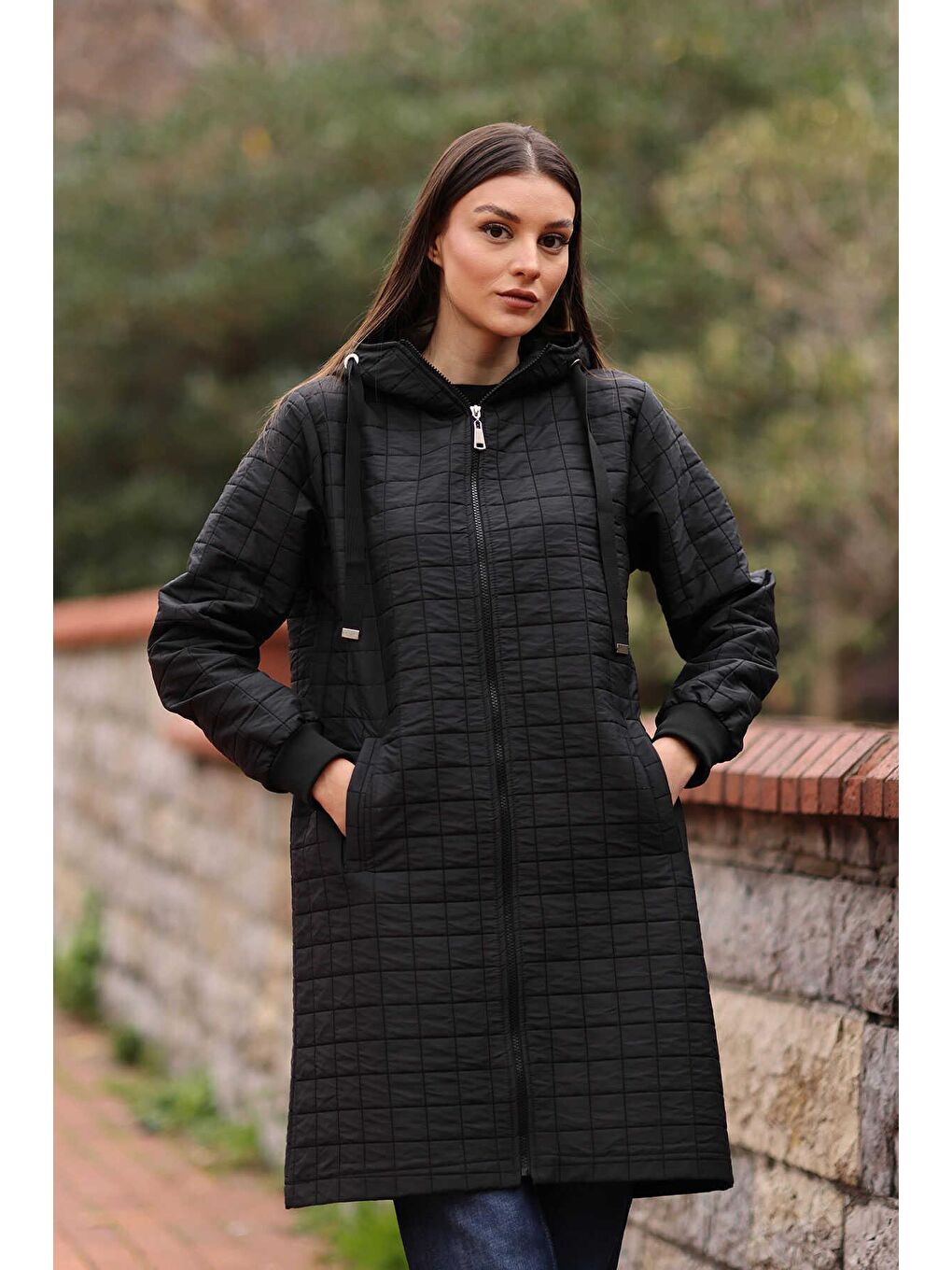 Siyah Kapitone Uzun  Mont kadın-1