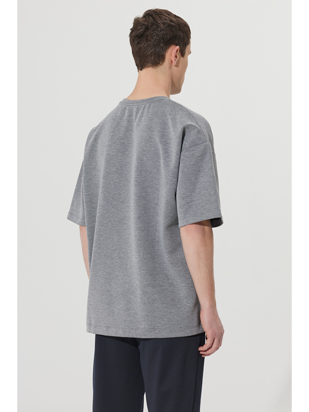 Erkek Gri Melanj Oversize Bol Kesim Bisiklet Yaka Kısa Kollu Sweatshirt-6