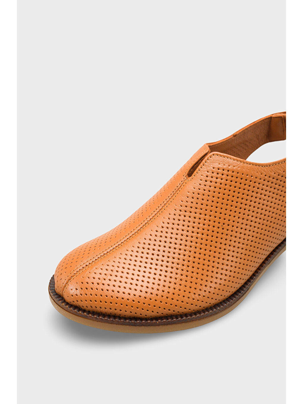 Kahverengi Roxi Hakiki Deri Kısa Topuklu Kadın Sabo Sandalet-1