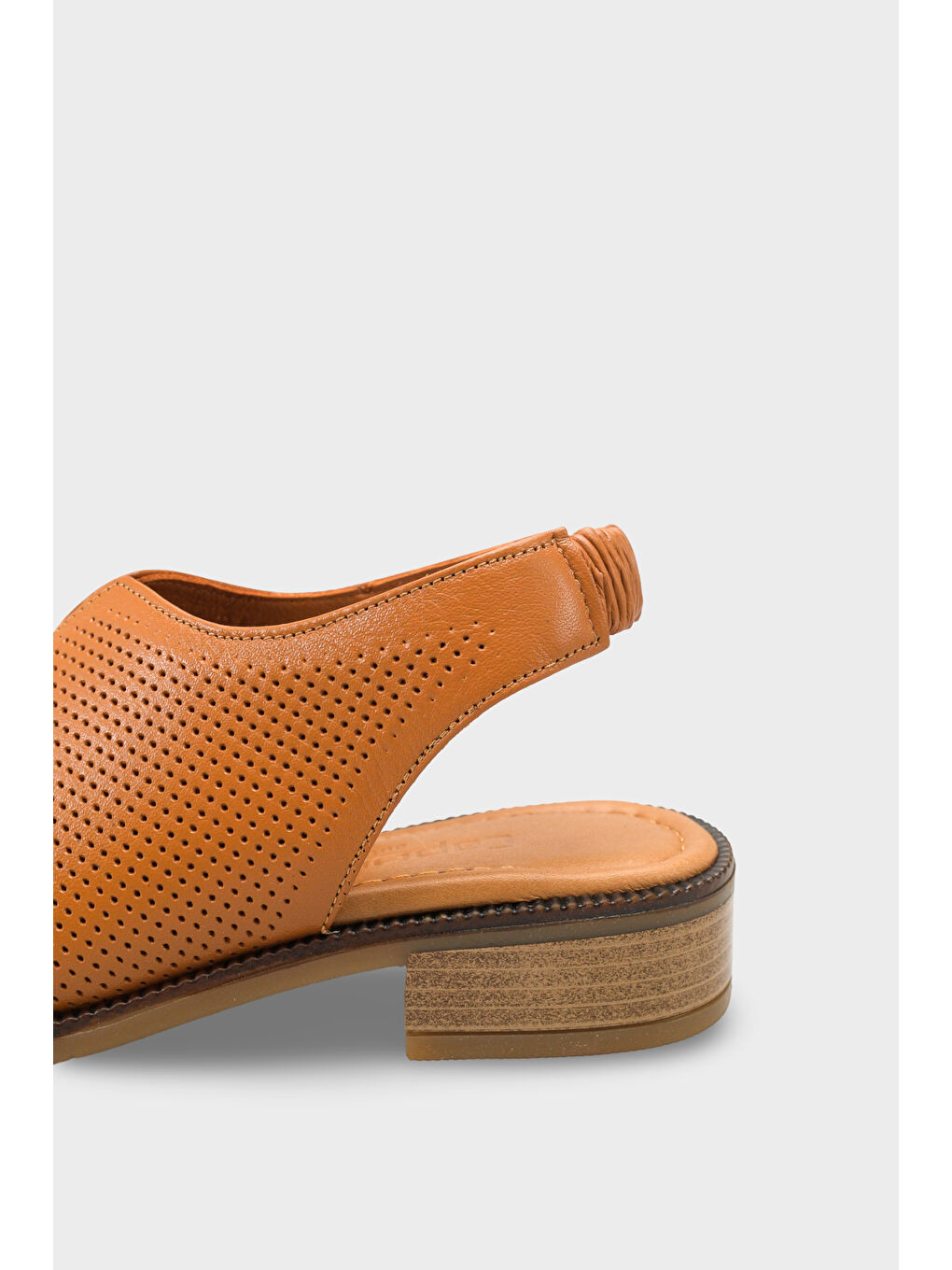 Kahverengi Roxi Hakiki Deri Kısa Topuklu Kadın Sabo Sandalet-2