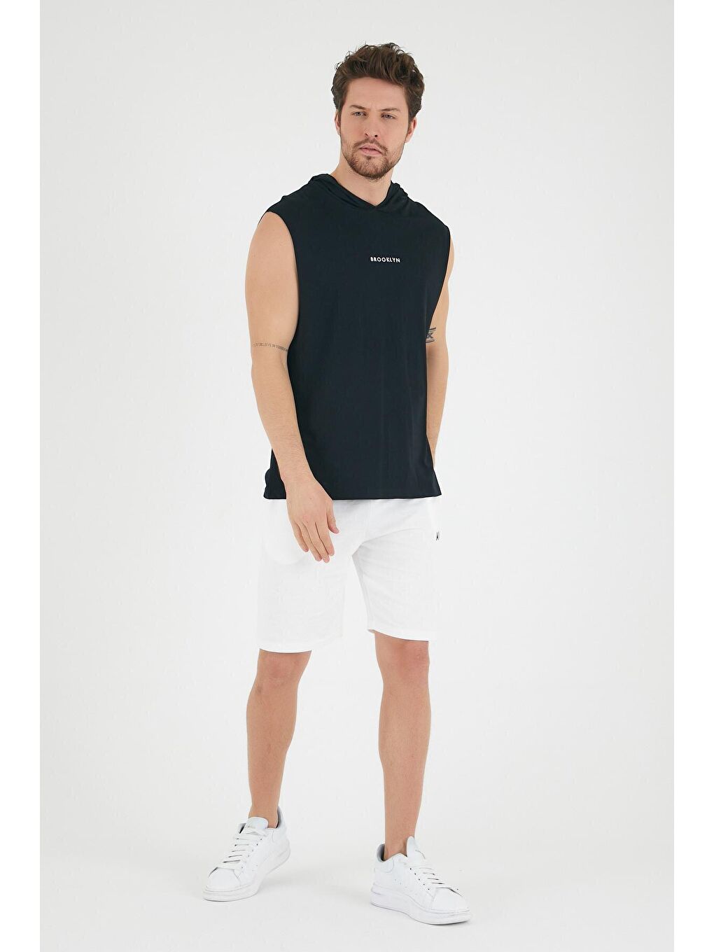 Siyah Erkek Kapüşonlu Regular Fit Brooklyn Baskılı Kolsuz Tişört SPR22TS121-2