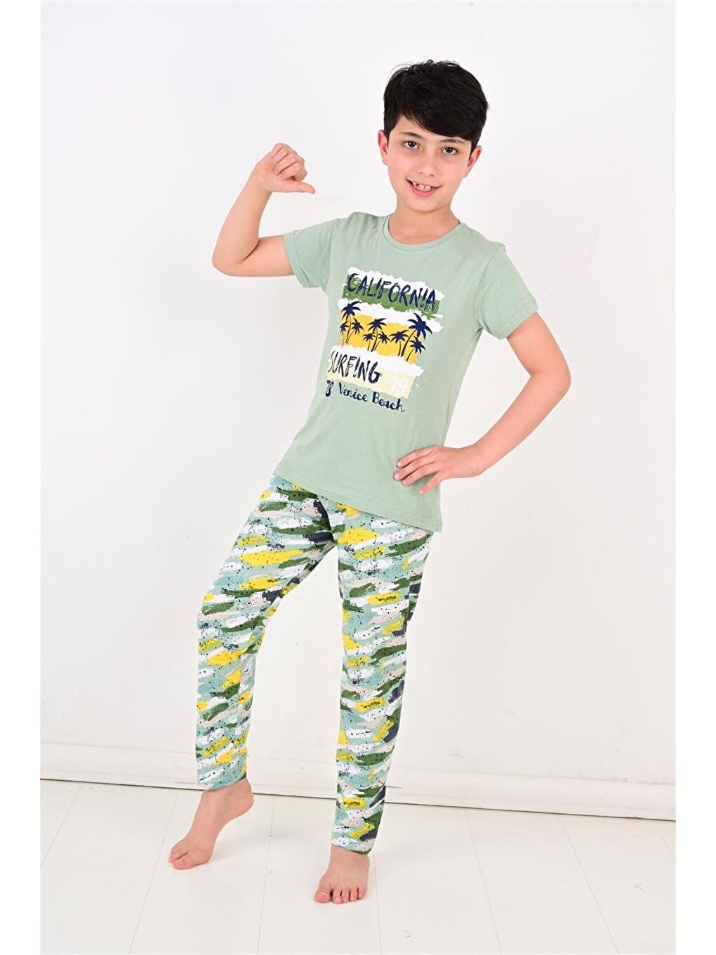 Erkek Çocuk Kısa Kollu Pijama Takımı California Yeşil