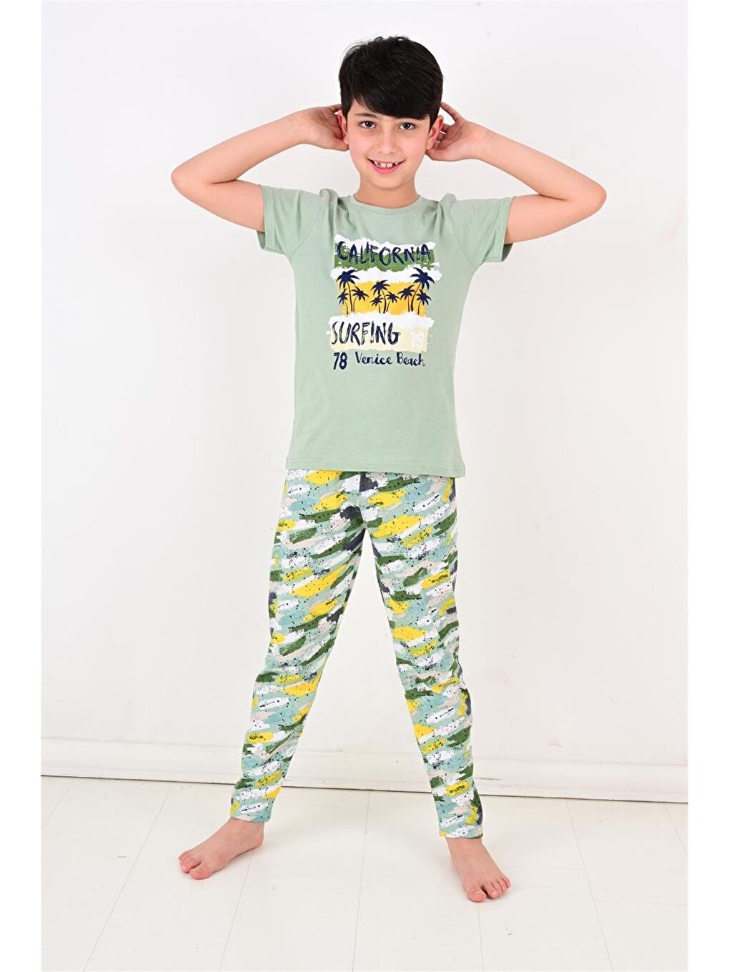 Erkek Çocuk Kısa Kollu Pijama Takımı California Yeşil-1