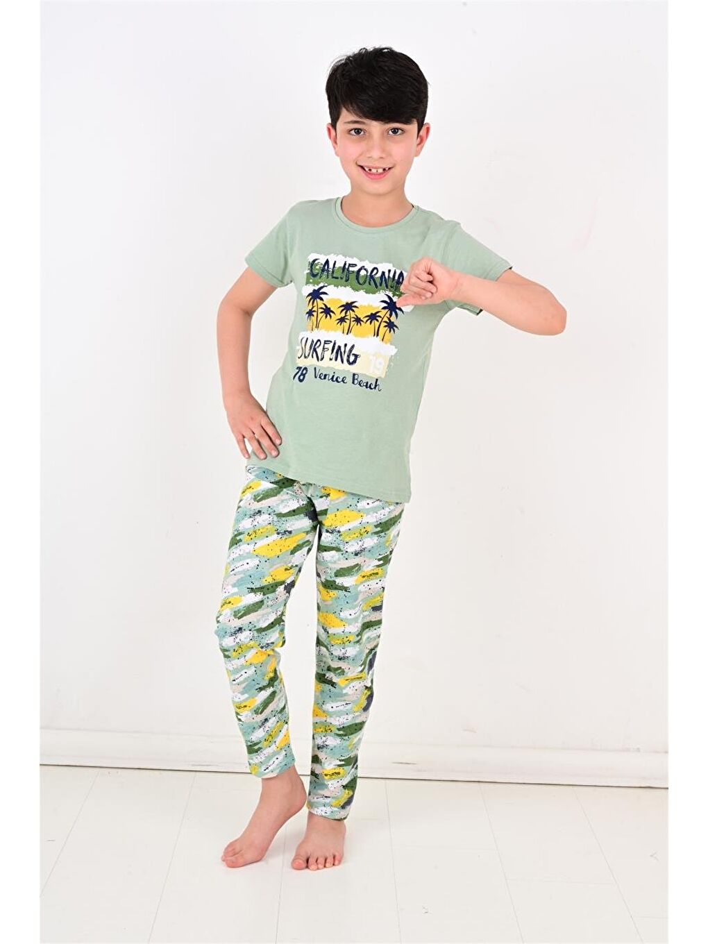 Erkek Çocuk Kısa Kollu Pijama Takımı California Yeşil-4