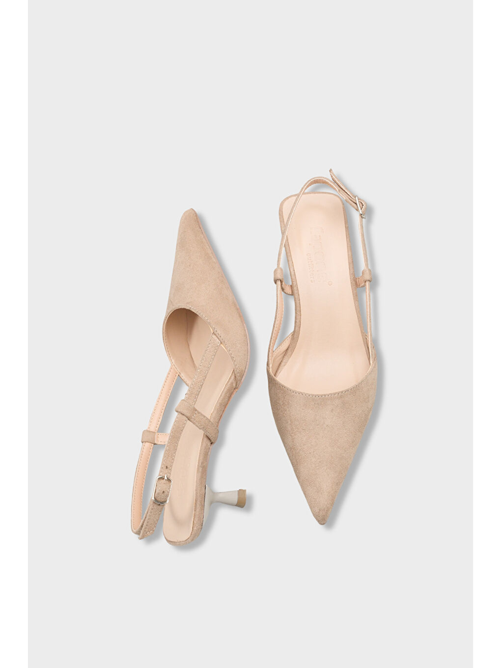 Bej Vitoria Sivri Burunlu Orta Topuklu Arkası Kare Arkadan Bantlı Kadın Ayakkabı-4