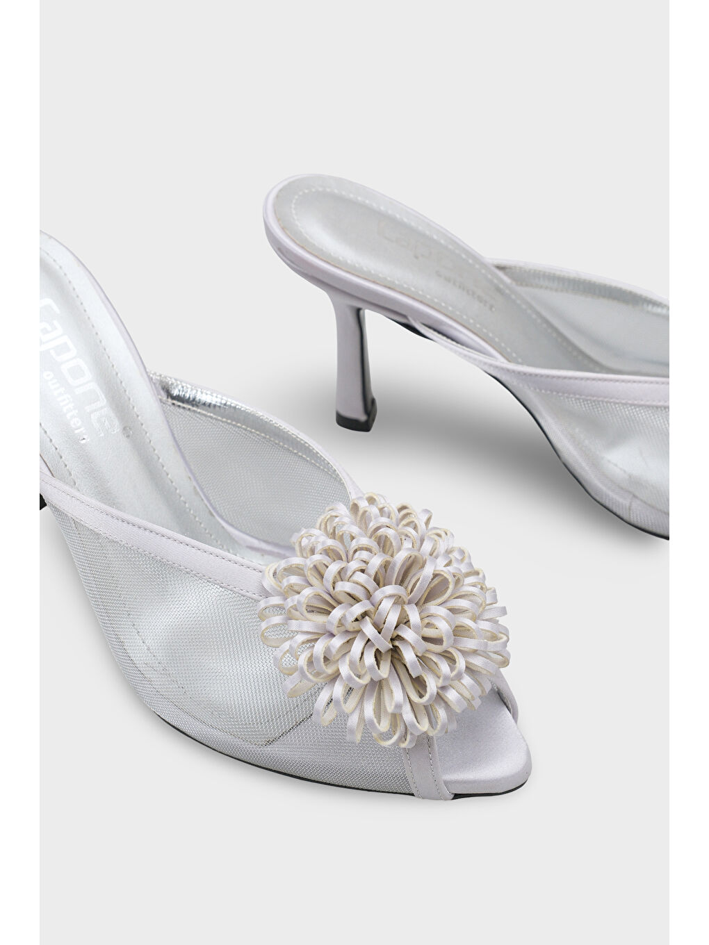 Gri Caitrin Fileli Saten Orta Topuklu Kadın Terlik-5