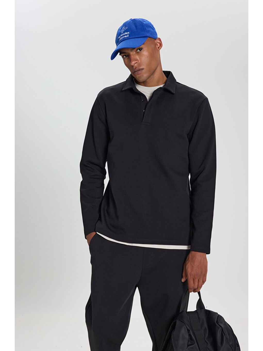 Erkek Siyah Pamuklu Slim Fit Dar Kesim Uzun Kollu Esnek Polo Yaka Tişört