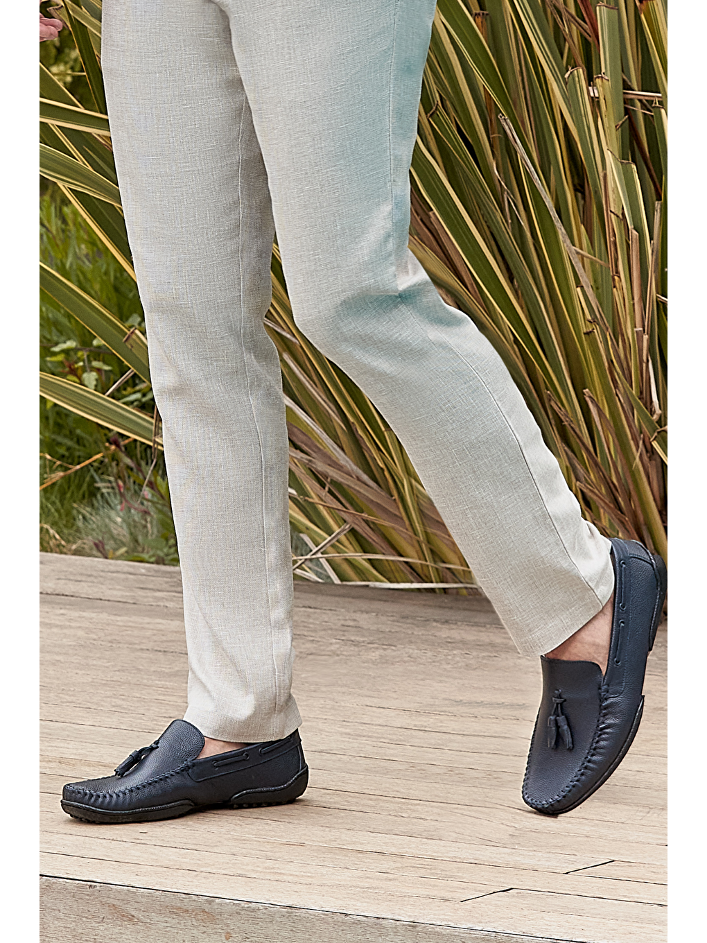 Koyu Lacivert Hakiki Deri Tokalı Kauçuk Taban Casual Ayakkabı 1033240159-1