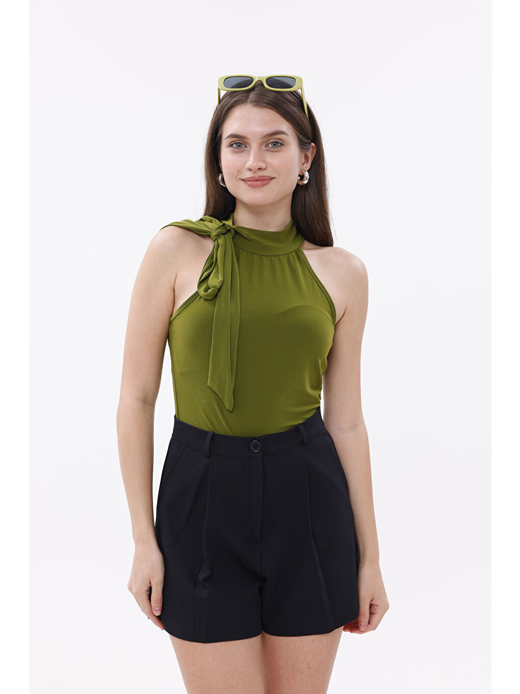 Siyah FundaChoosesXGenius Kadın Pileli Şort İç Göstermez Lamineli Kadın Şort PİLELİ-ŞORT