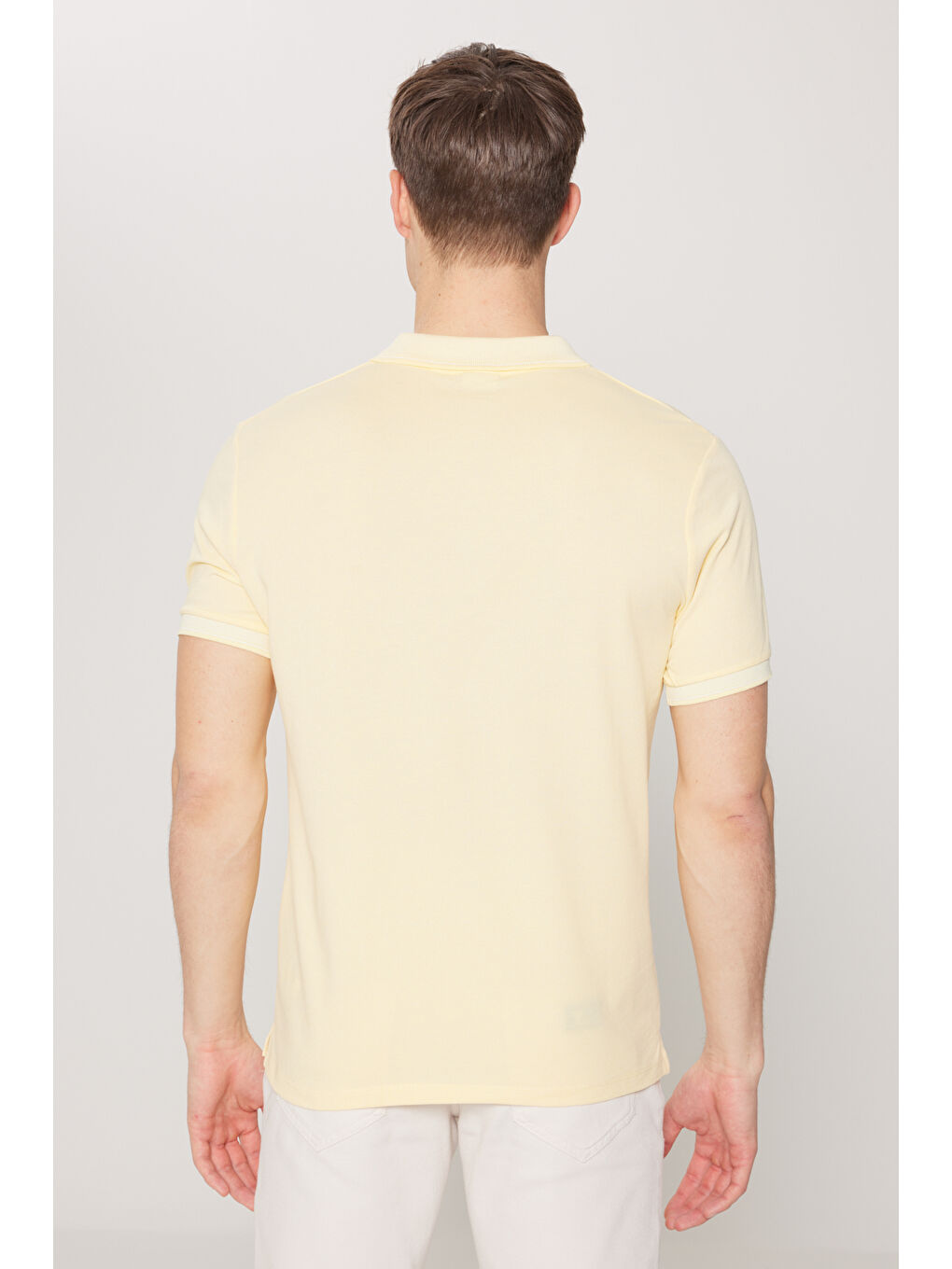 Erkek Sarı-Beyaz Slim Fit Dar Kesim Kıvrılmaz Polo Yaka Kısa Kollu Tişört-4