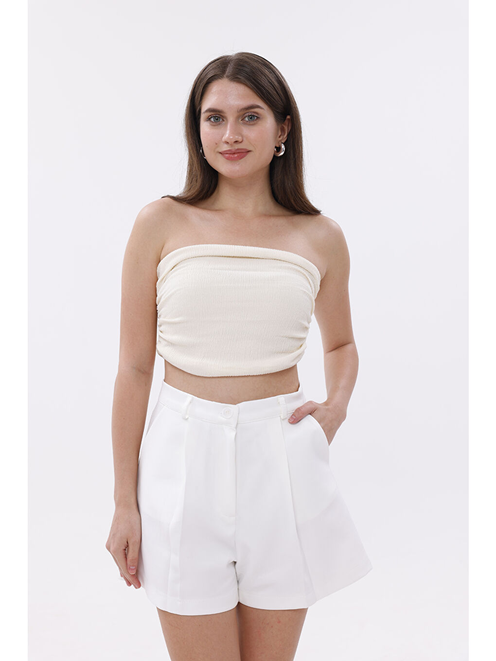 Beyaz FundaChoosesXGenius Kadın Pileli Şort İç Göstermez Lamineli Kadın Şort PİLELİ-ŞORT