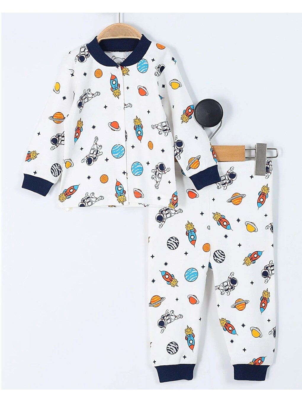 Ekru Erkek Çocuk Çıtçıtlı Astronot Baskılı 0-6 Yaş %100 Pamuklu Mevsimlik Pijama Takımı-2