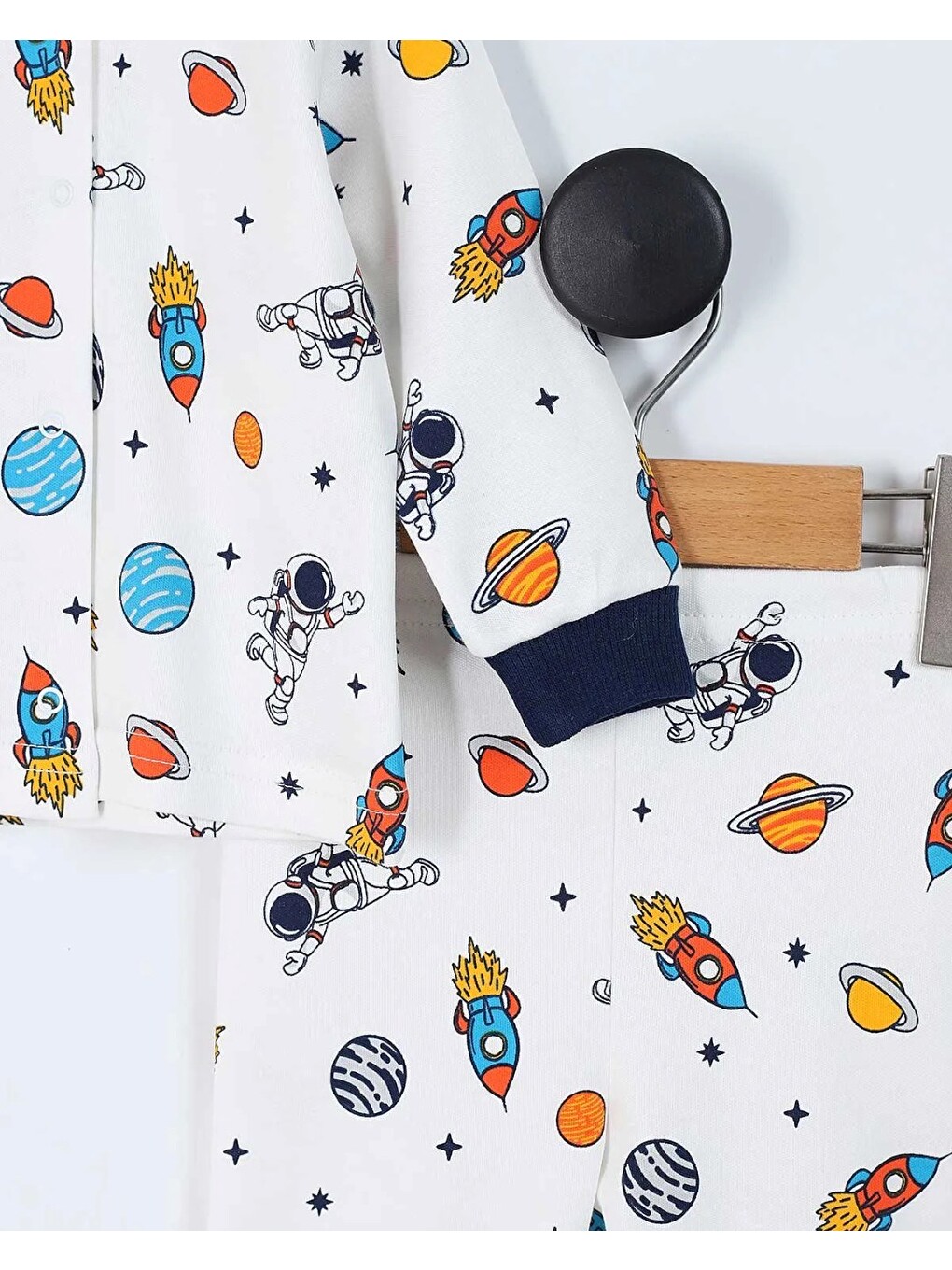 Ekru Erkek Çocuk Çıtçıtlı Astronot Baskılı 0-6 Yaş %100 Pamuklu Mevsimlik Pijama Takımı-3