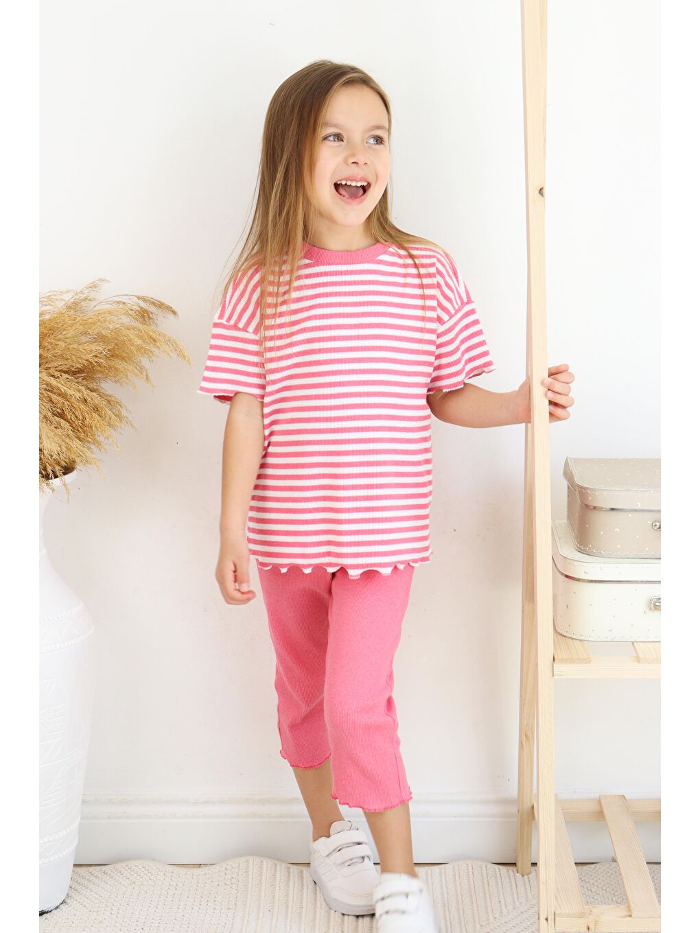 Pembe Çizgili Kapri Kız Takım-2