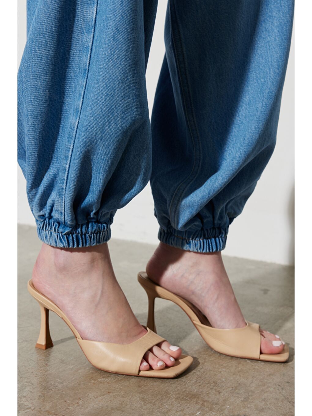 Mavi Loose Fit Rahat Kesim Normal Bel Lastikli Geniş Paça Jean Jogger Pantolon-4