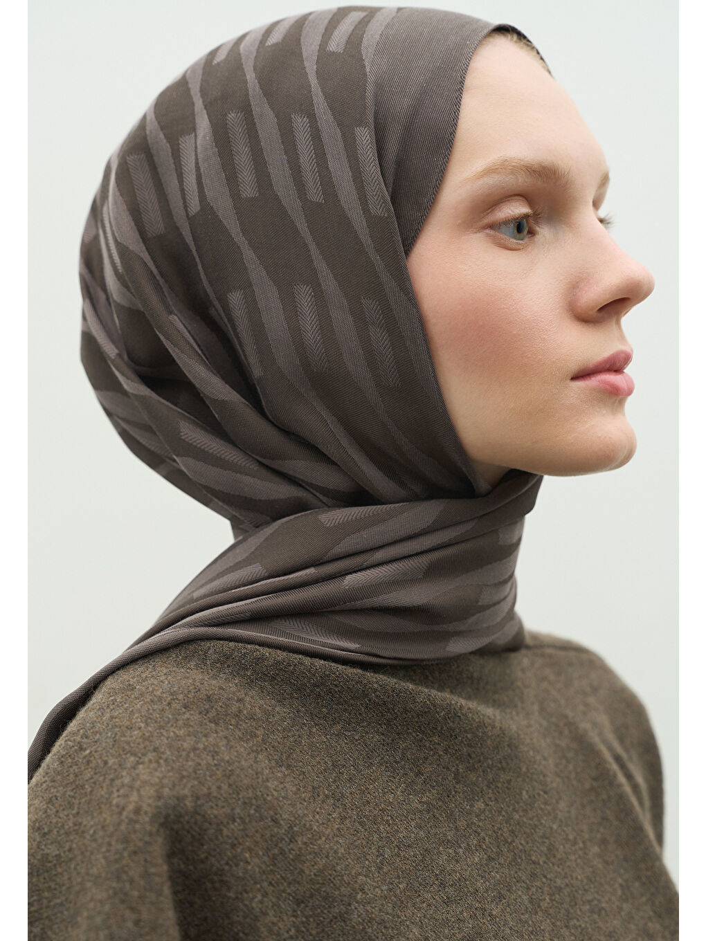 Gri NARA PAMUK FLOŞ JAKARLI ŞAL DUMAN-1