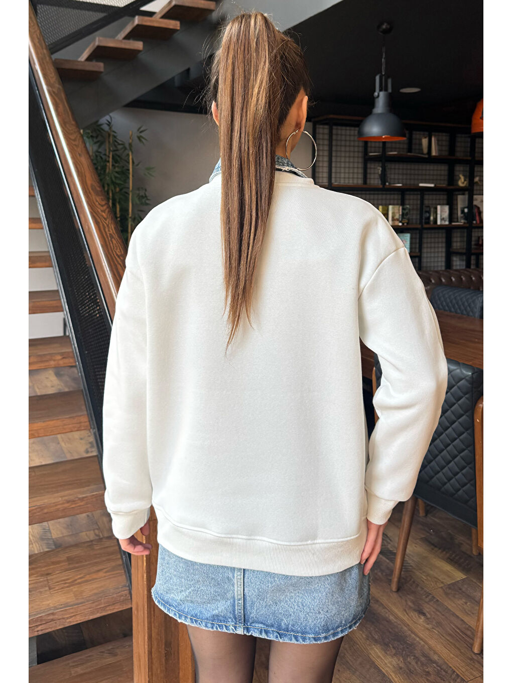 Ekru Kadın Fiyonk Nakışlı Şardonlu Sweatshirt-3