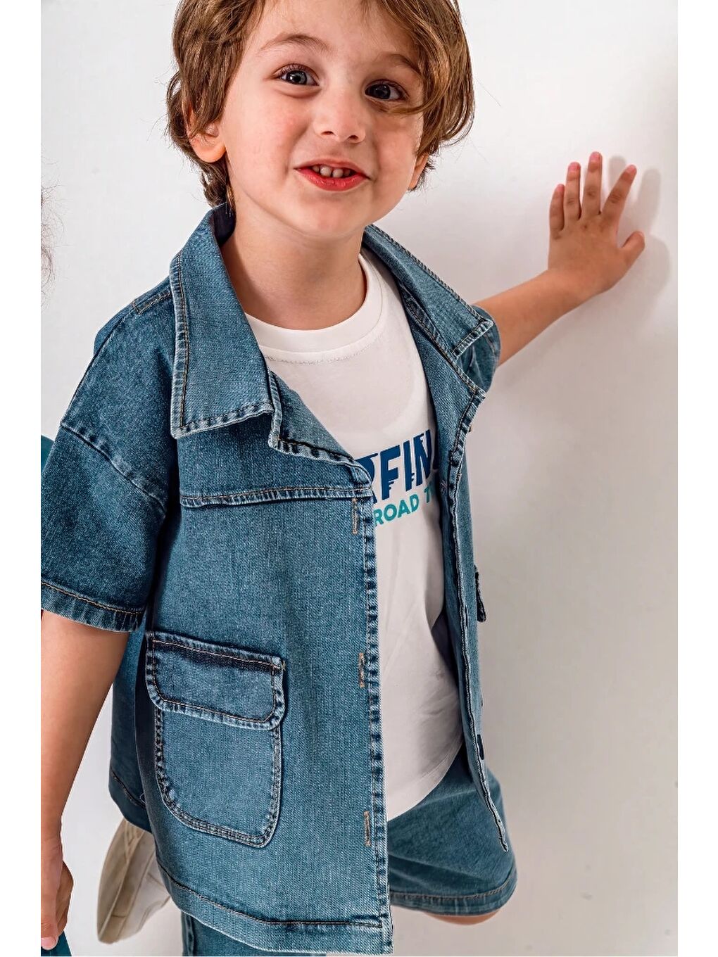 Mavi Jean Gömlek Jean Şort ve T-shirt 3lü Erkek Çocuk Takım-3
