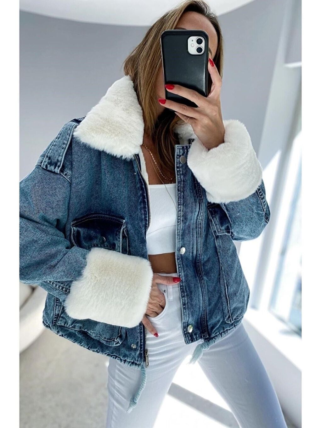Mavi Kadın Beyaz Kürklü Denim Jean Ceket Mont
