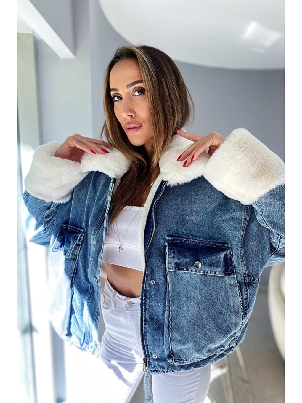 Mavi Kadın Beyaz Kürklü Denim Kadın Mont-5