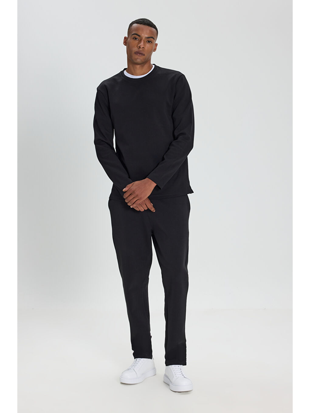 Erkek Siyah Slim Fit Dar Kesim Bisiklet Yaka Uzun Kollu Esnek Tişört-2