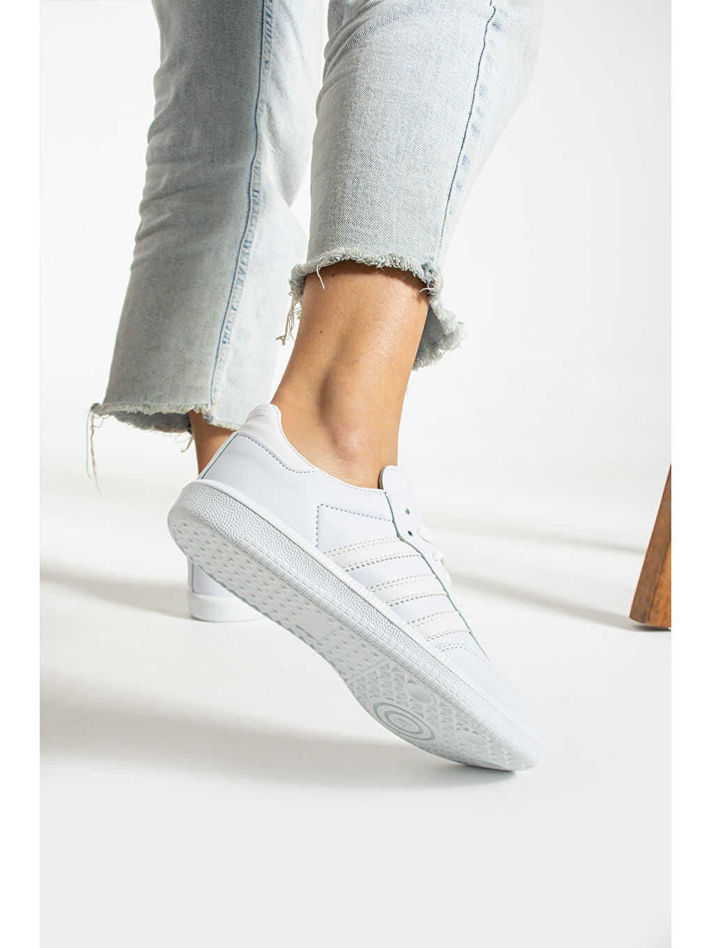 Beyaz KADIN SPOR AYAKKABI-2