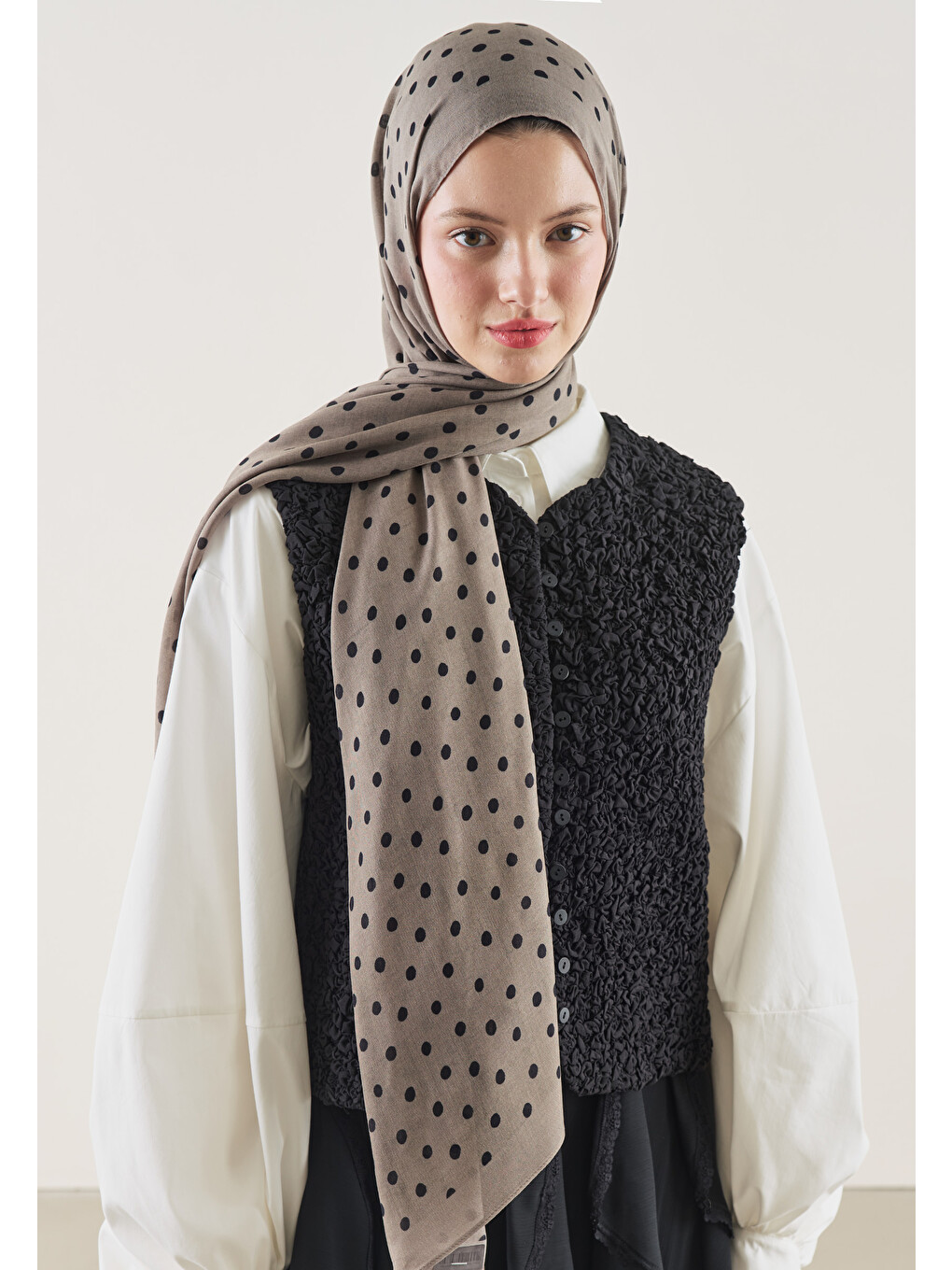 Kahverengi Small Polka Dots Desen Rami Şal Vizon-1