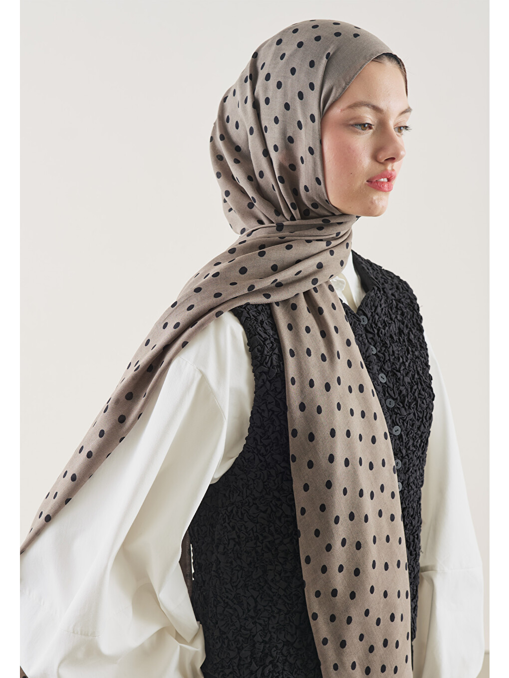 Kahverengi Small Polka Dots Desen Rami Şal Vizon-2