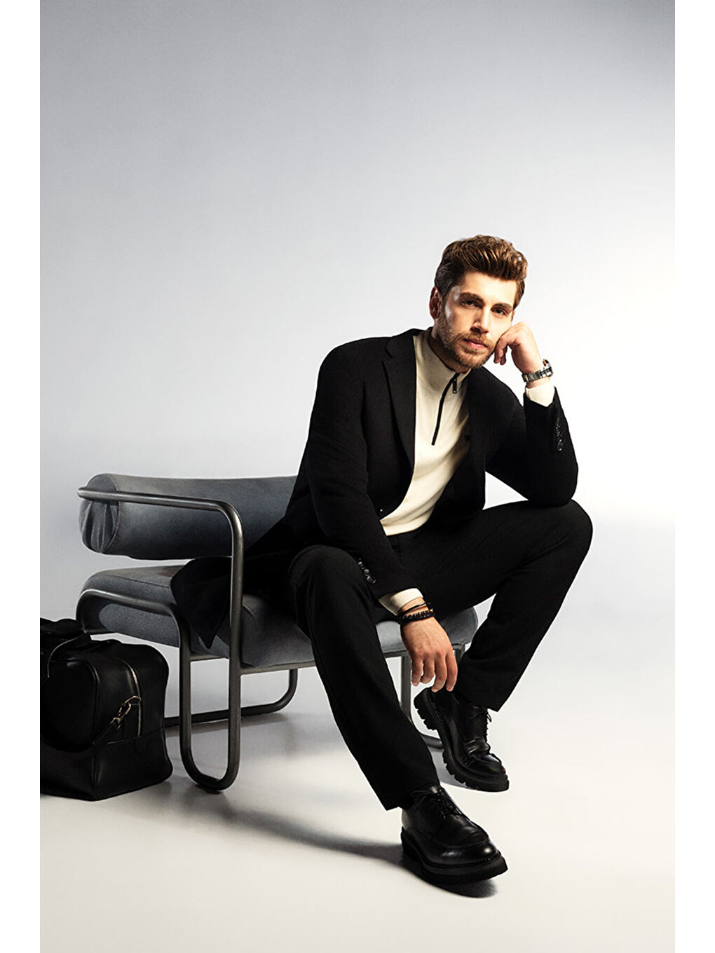 Siyah Slim Fit Ceket Yaka Yünlü Kaşe Palto-1