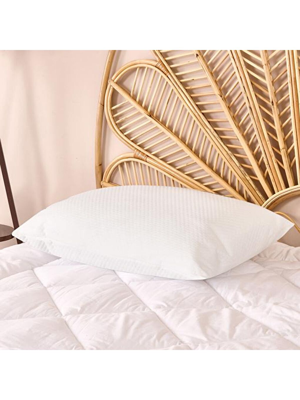 Soft Minik Kapitoneli Sıvı Geçirmez Yastık Alezi - Beyaz - 50x70 cm-3