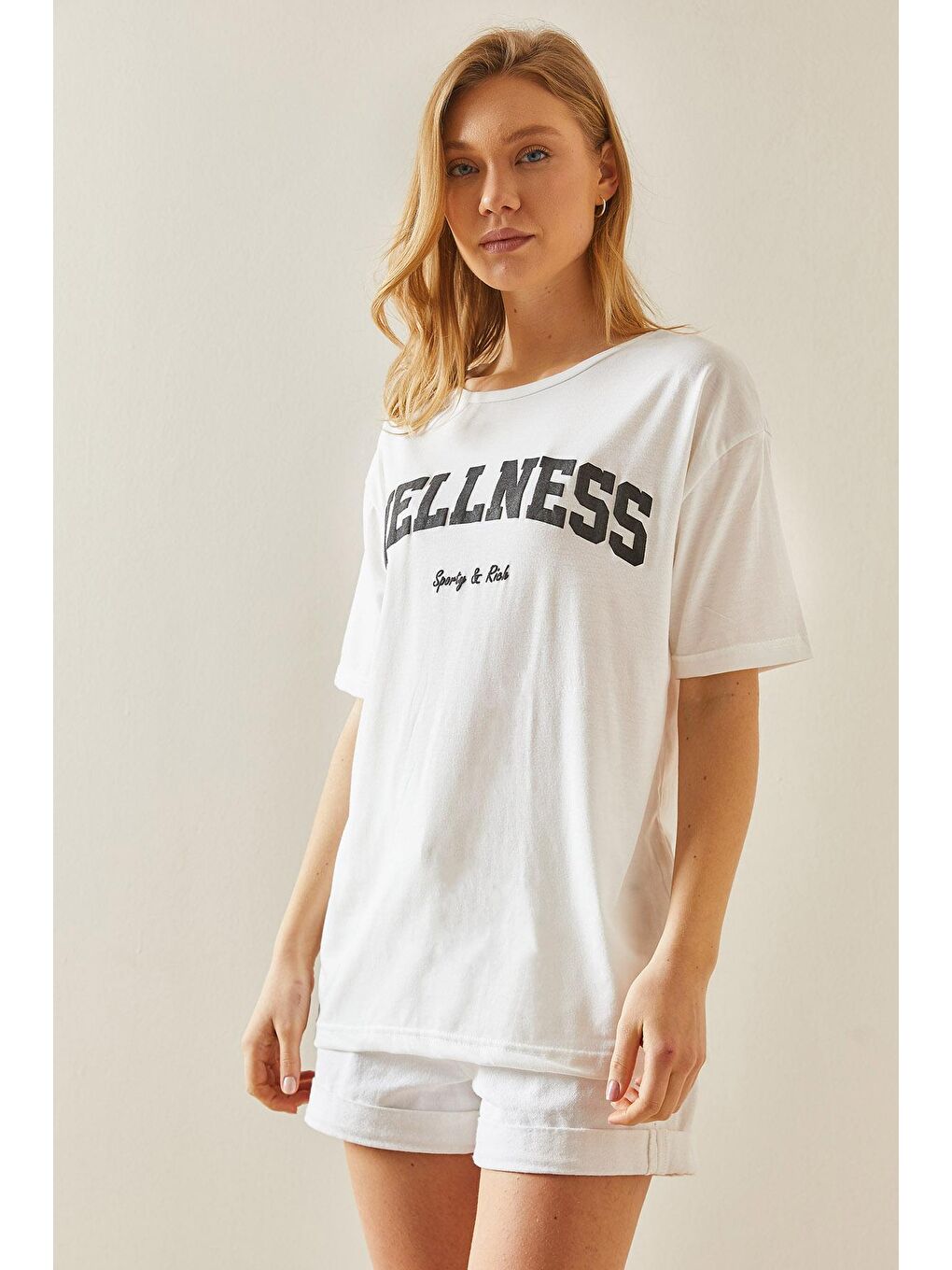 Siyah Bisiklet Yaka Yazılı Tişört 5YXK1-48007-02-1