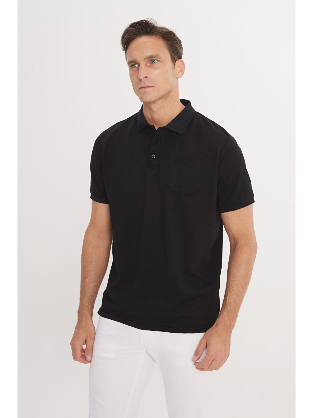 Erkek Siyah-Siyah Pamuklu Comfort Fit Rahat Kesim Polo Yaka Cepli Tişört-2