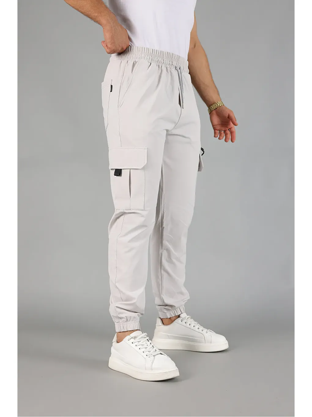 Gri Paraşüt Kumaş Lastik Paça Kargo Cepli Fermuar Detaylı Dar Kesim Jogger Pantolon