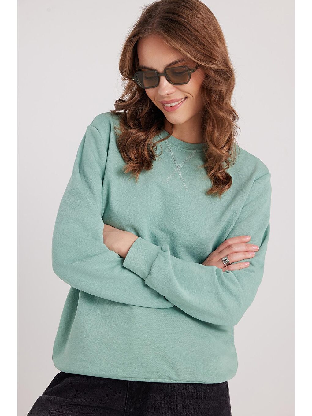 Kadın Oversize Geniş Kesim Pamuklu Basic Yeşil Bisiklet Yaka Sweatshirt-4
