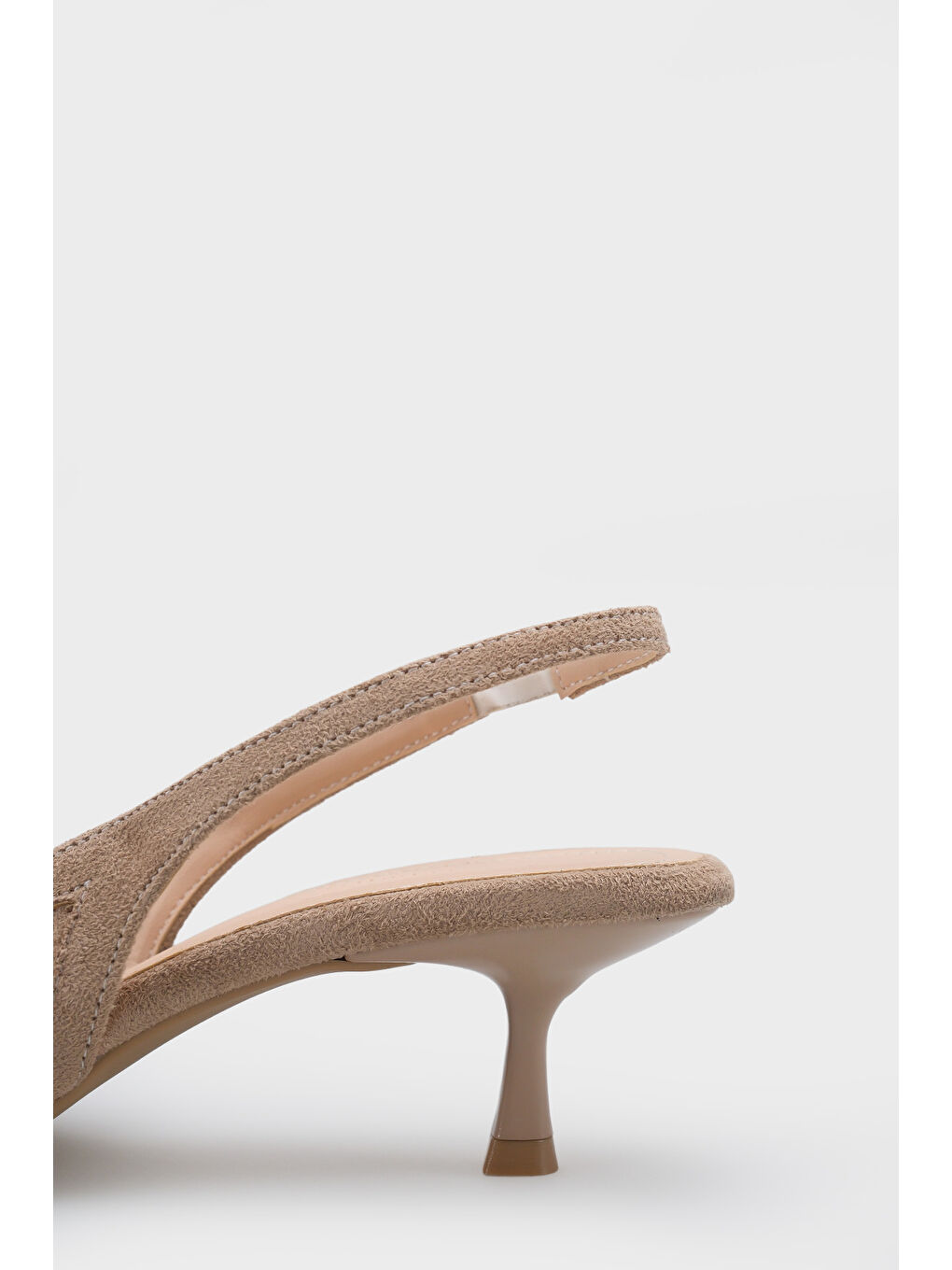 Bej Flori Sivri Burunlu Orta Topuklu Arkası Açık Kadın Ayakkabı-5