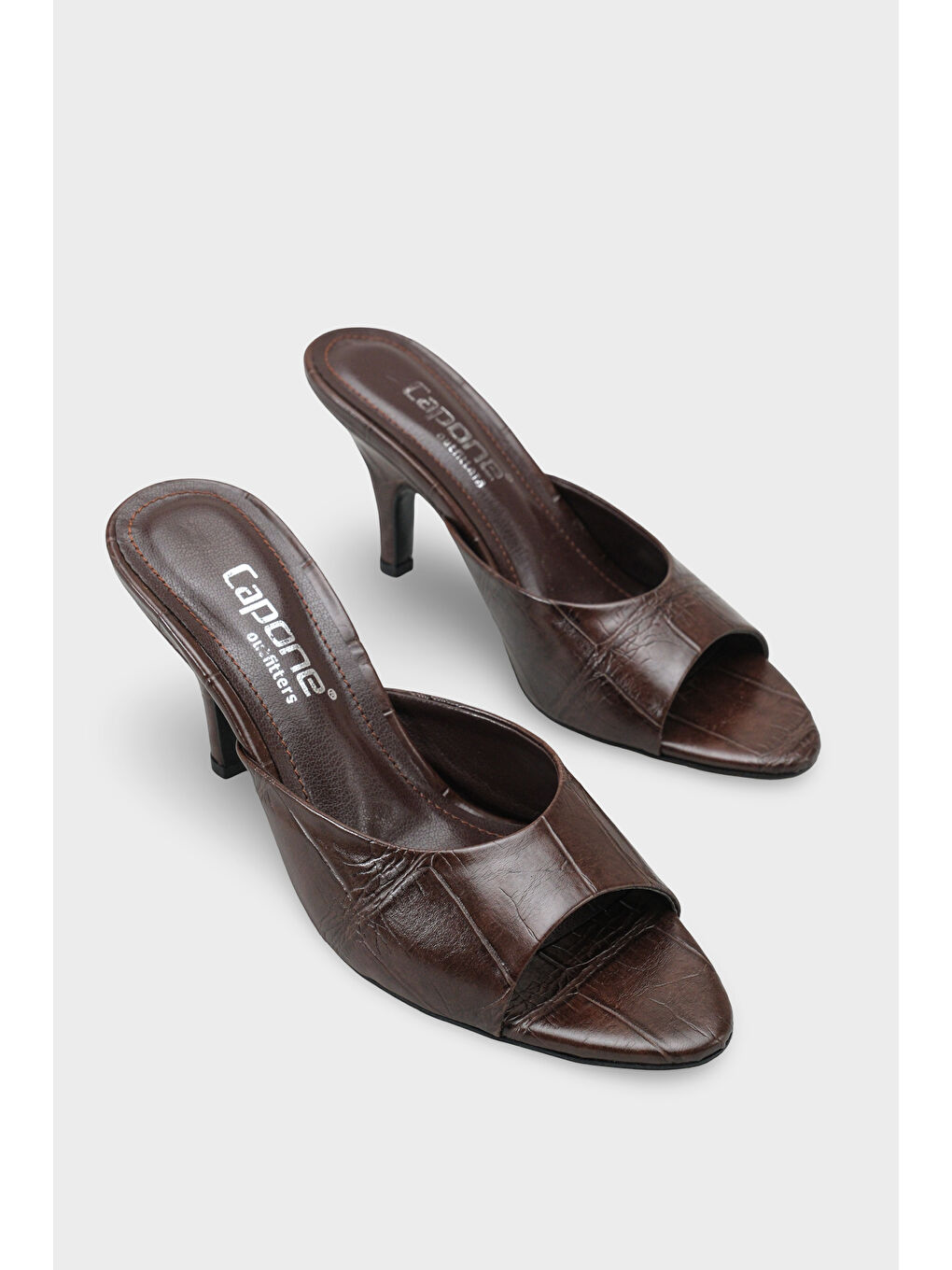 Kahverengi Nadeen Feta Dolgu Orta Topuklu Kadın Terlik-1