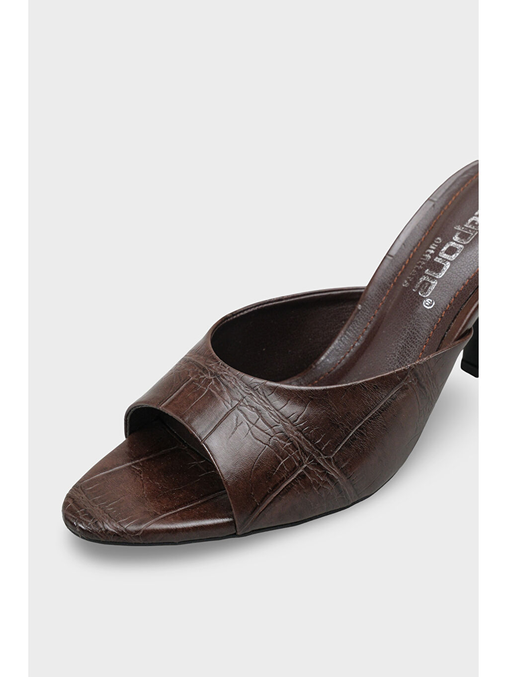 Kahverengi Nadeen Feta Dolgu Orta Topuklu Kadın Terlik-2