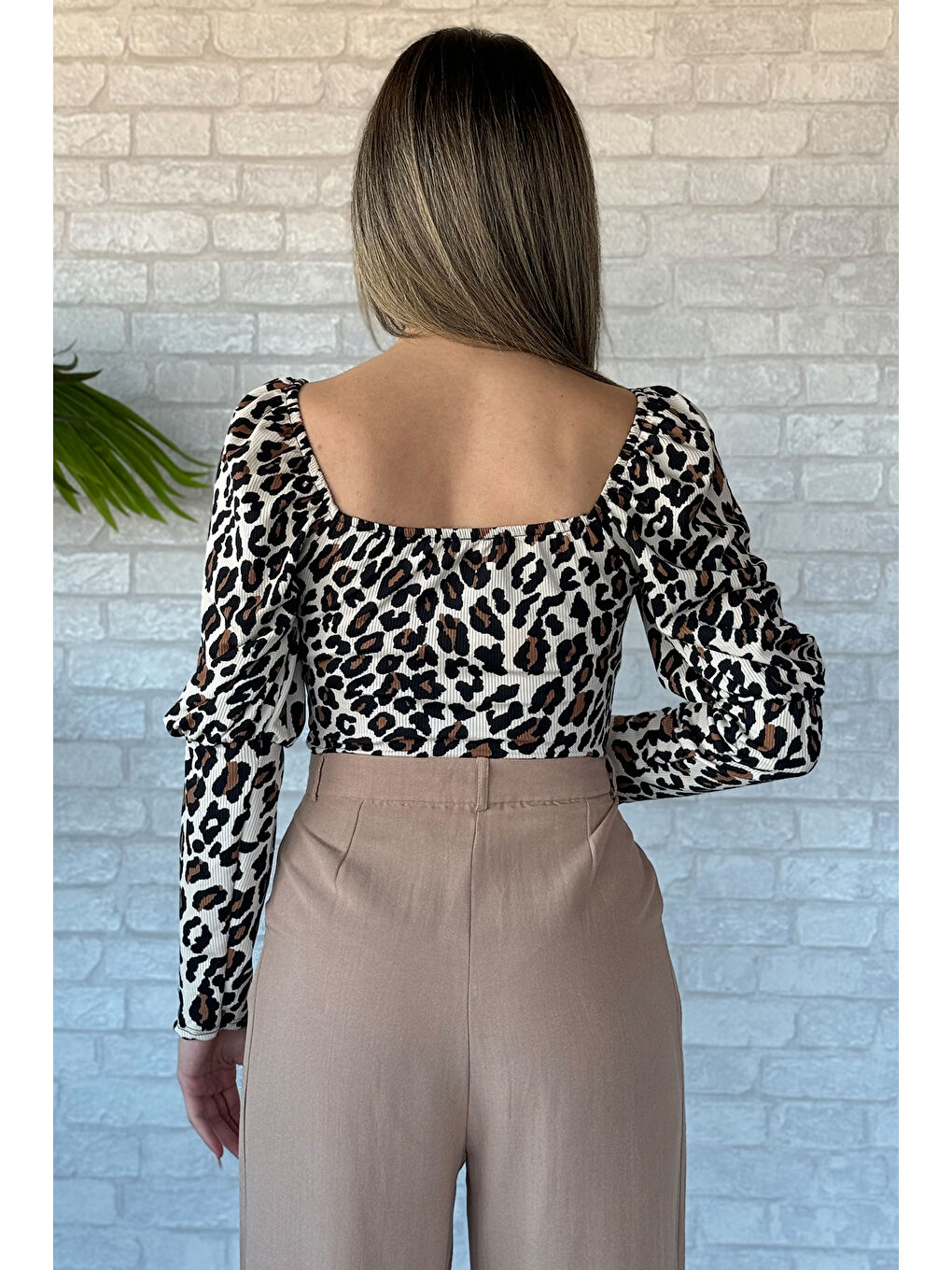 Kahverengi Kadın Leopar Desen Crop Top Bluz-3