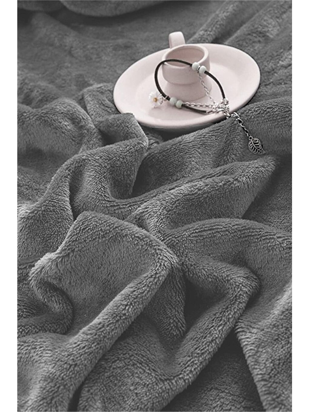 Gri Kadife Kumaş Çift Kişilik Fitted Lastikli Çarşaf Takımı 160x200+30 cm-5